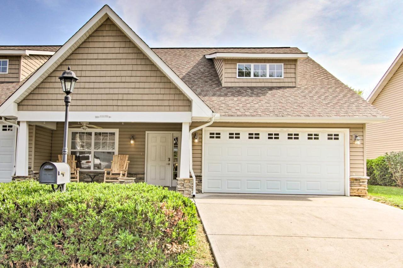Home With Community Pool - 2 Miles To The Island! Pigeon Forge Exterior photo