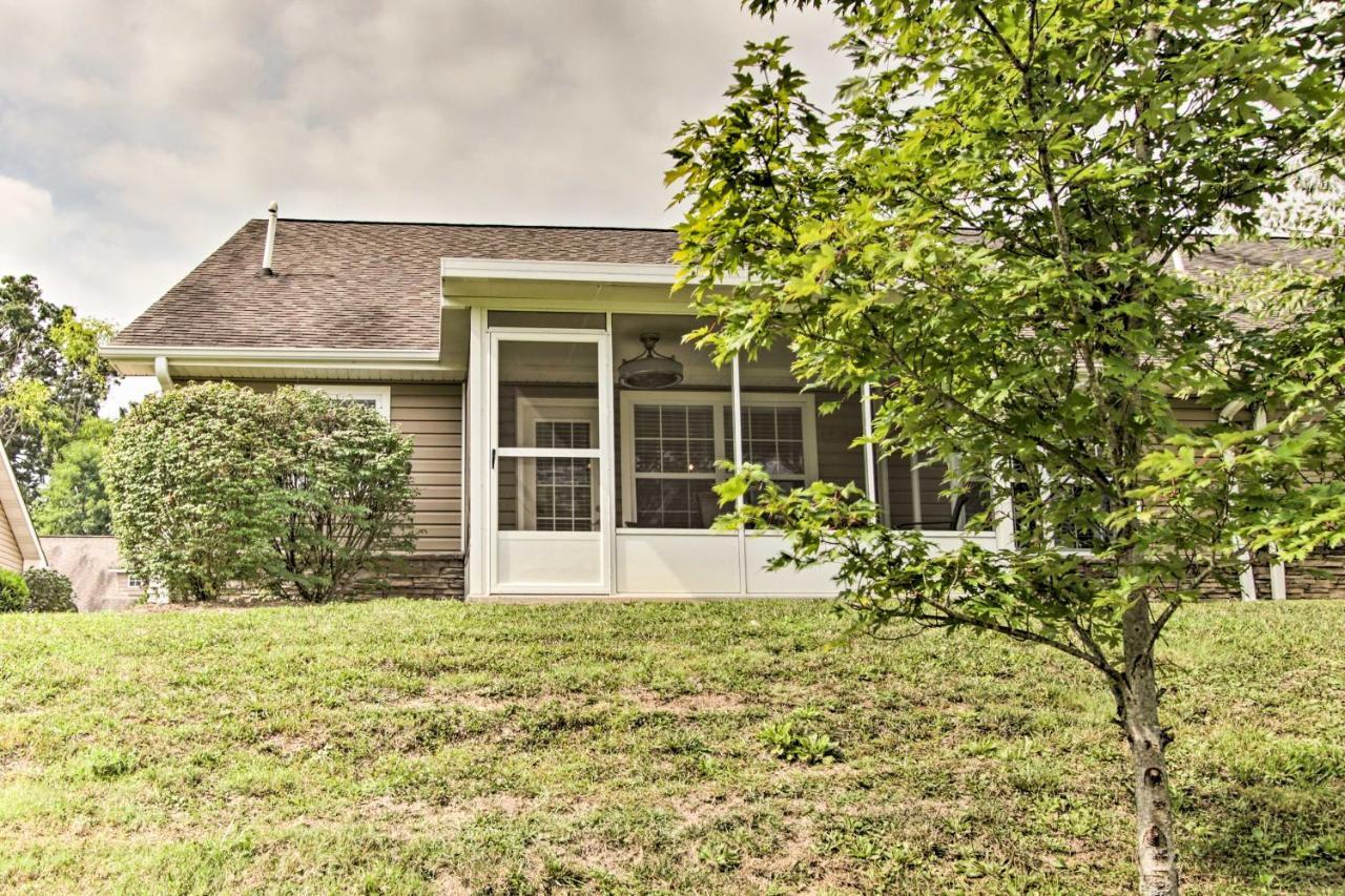 Home With Community Pool - 2 Miles To The Island! Pigeon Forge Exterior photo
